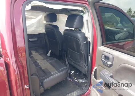 2014 Chevrolet Silverado 1Lt z USA, uszkodzony, nr VIN 3GCPCREHXEG443073